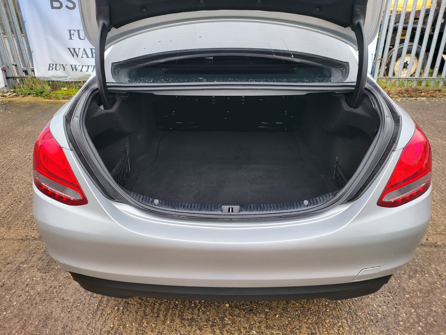 Used Mercedes-Benz C Class 2016 for sale - 78079194: Photo 11