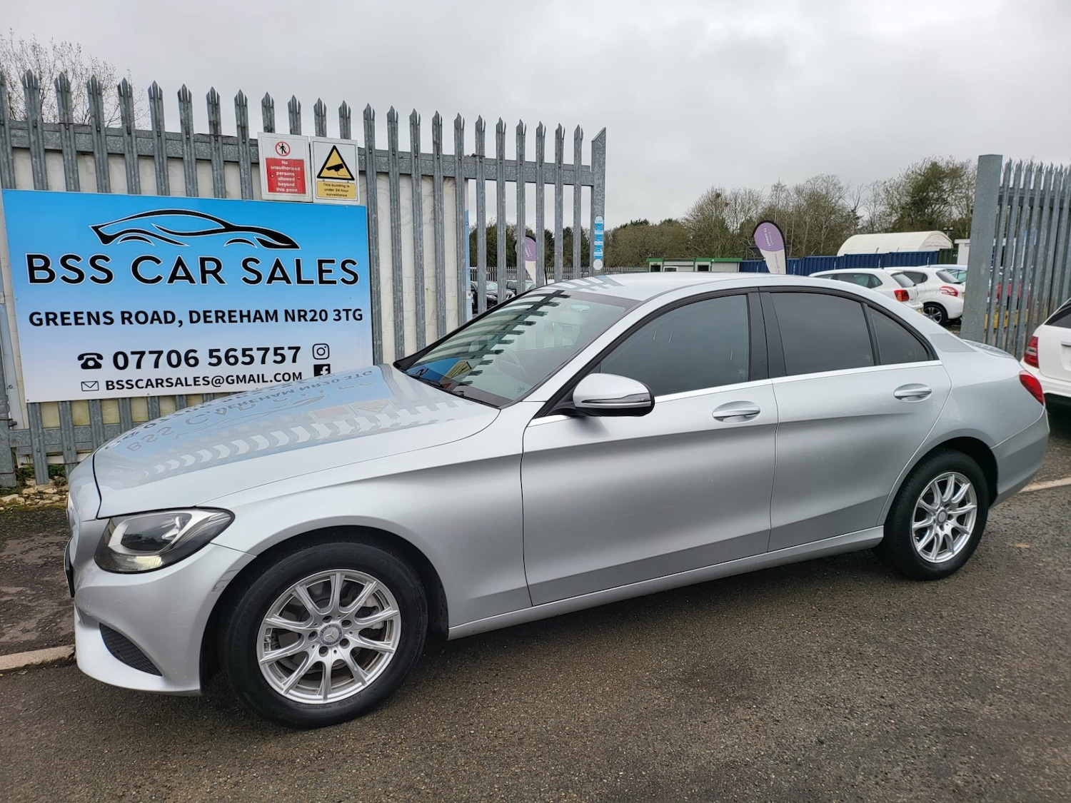 Used Mercedes-Benz C Class 2016 for sale - 78079194: Photo 2