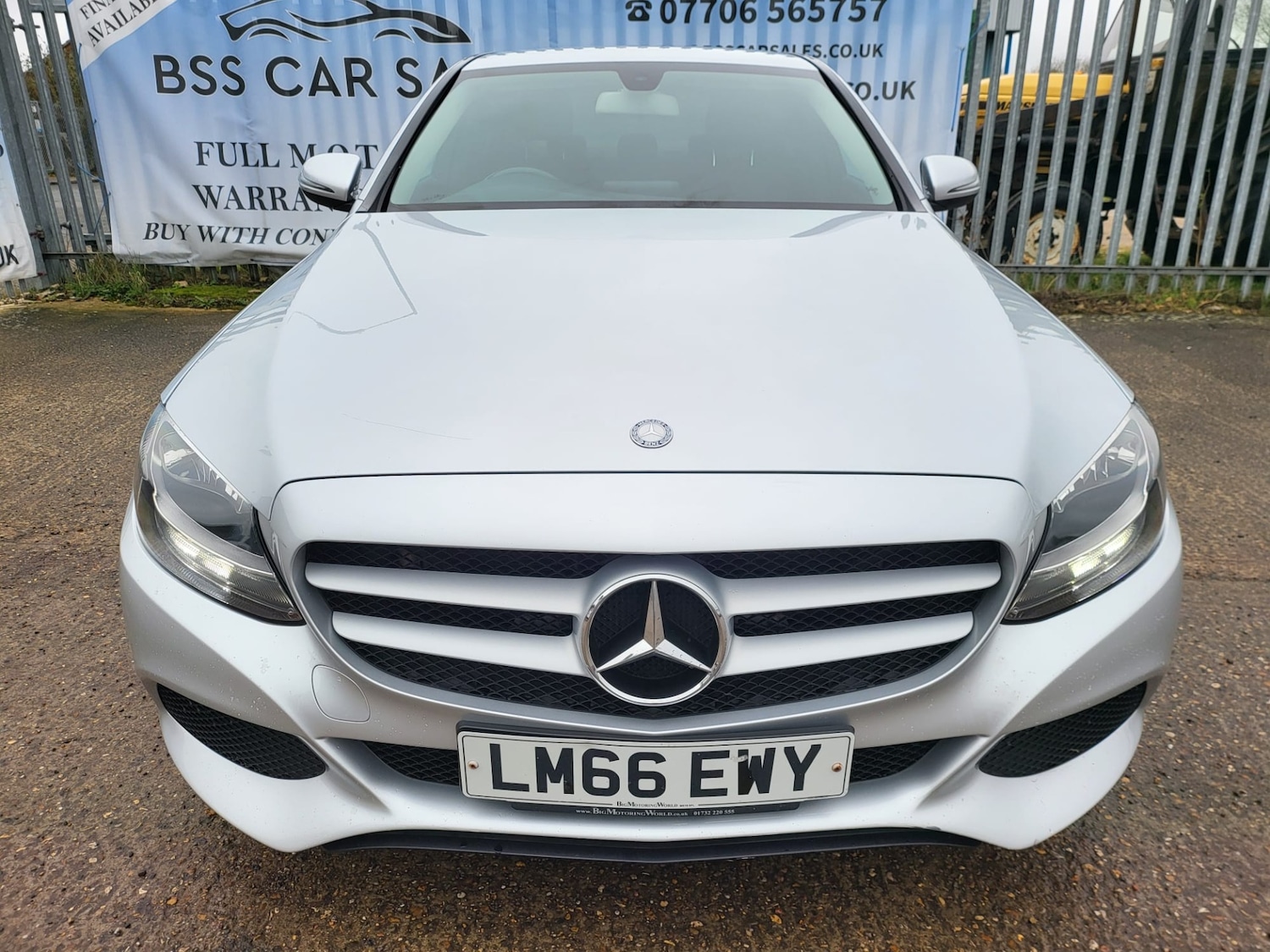 Used Mercedes-Benz C Class 2016 for sale - 78079194: Photo 3