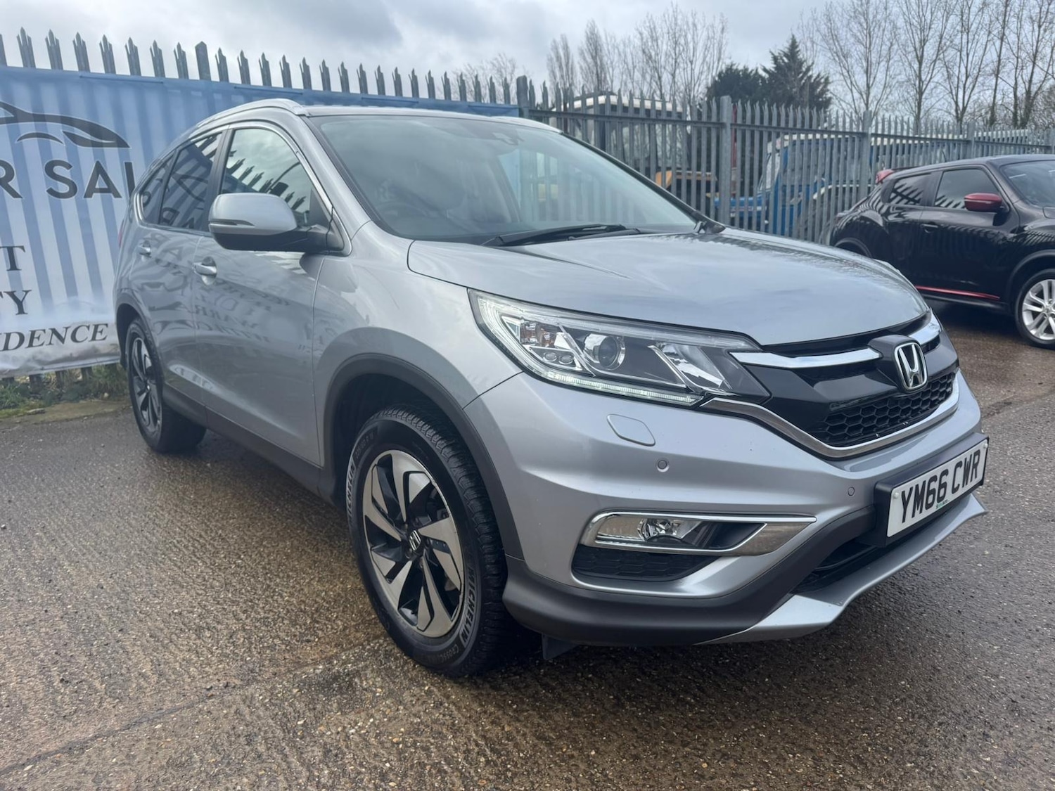 Used Honda CR-V 2017 for sale - 78064679: Photo 10