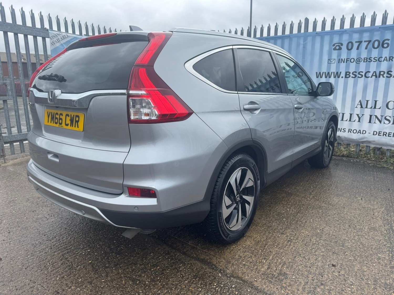 Used Honda CR-V 2017 for sale - 78064679: Photo 11