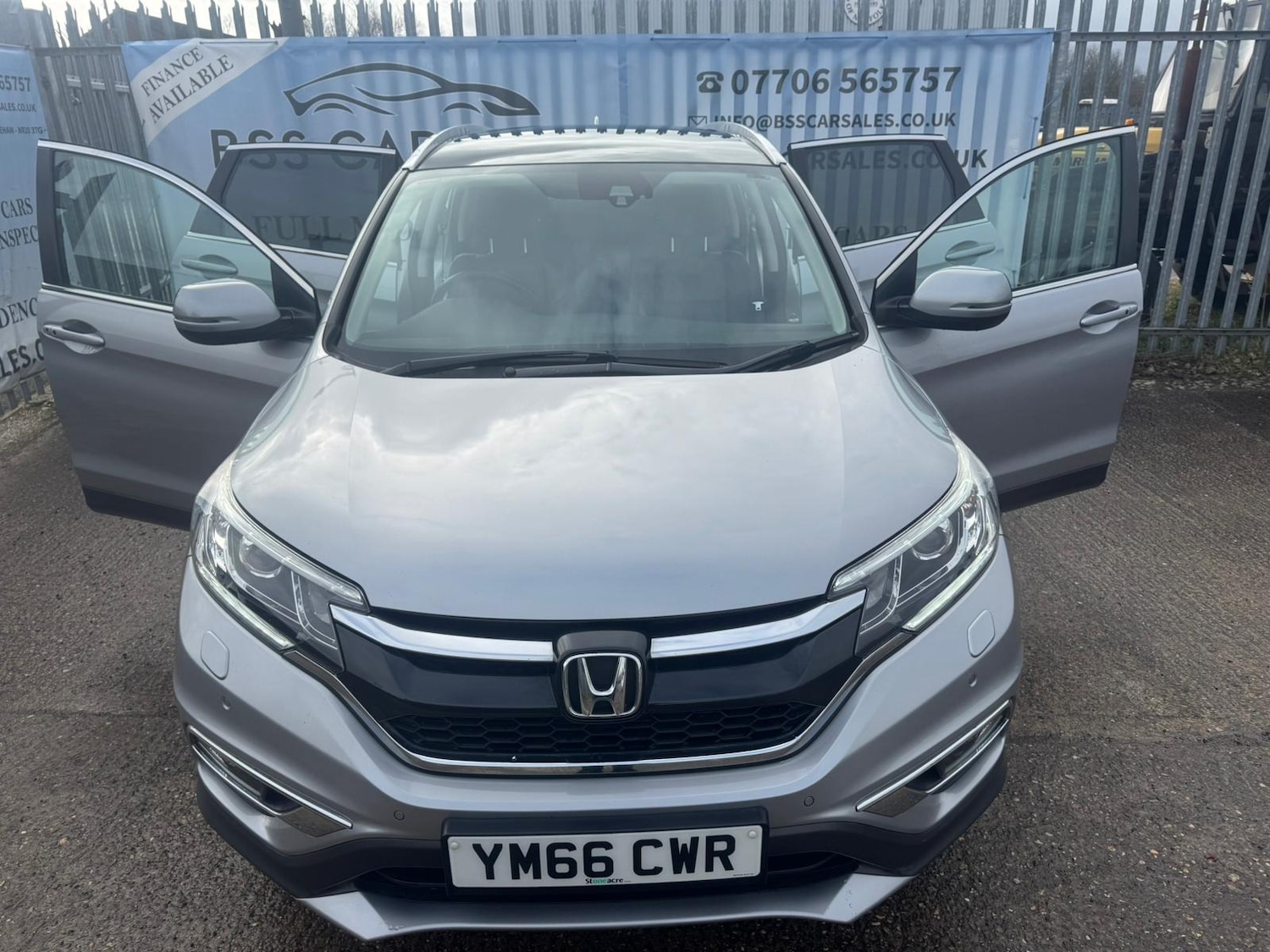 Used Honda CR-V 2017 for sale - 78064679: Photo 25