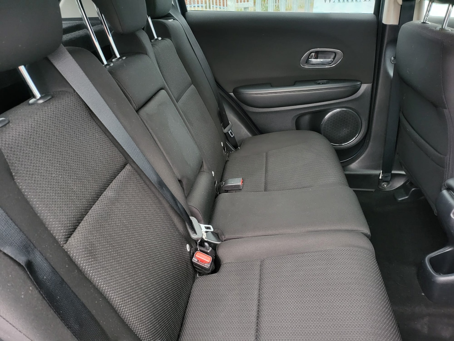 Used Honda HR-V 2016 for sale - 76298949: Photo 16