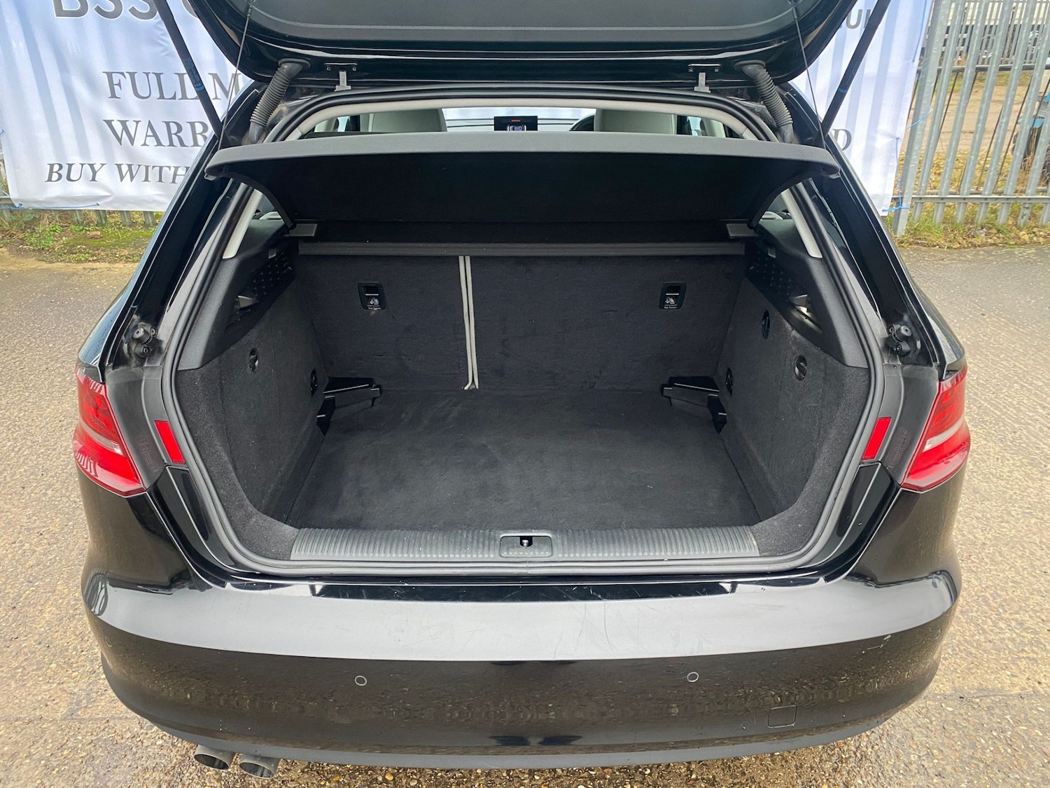 Used Audi A3 2014 for sale - 76531037: Photo 10