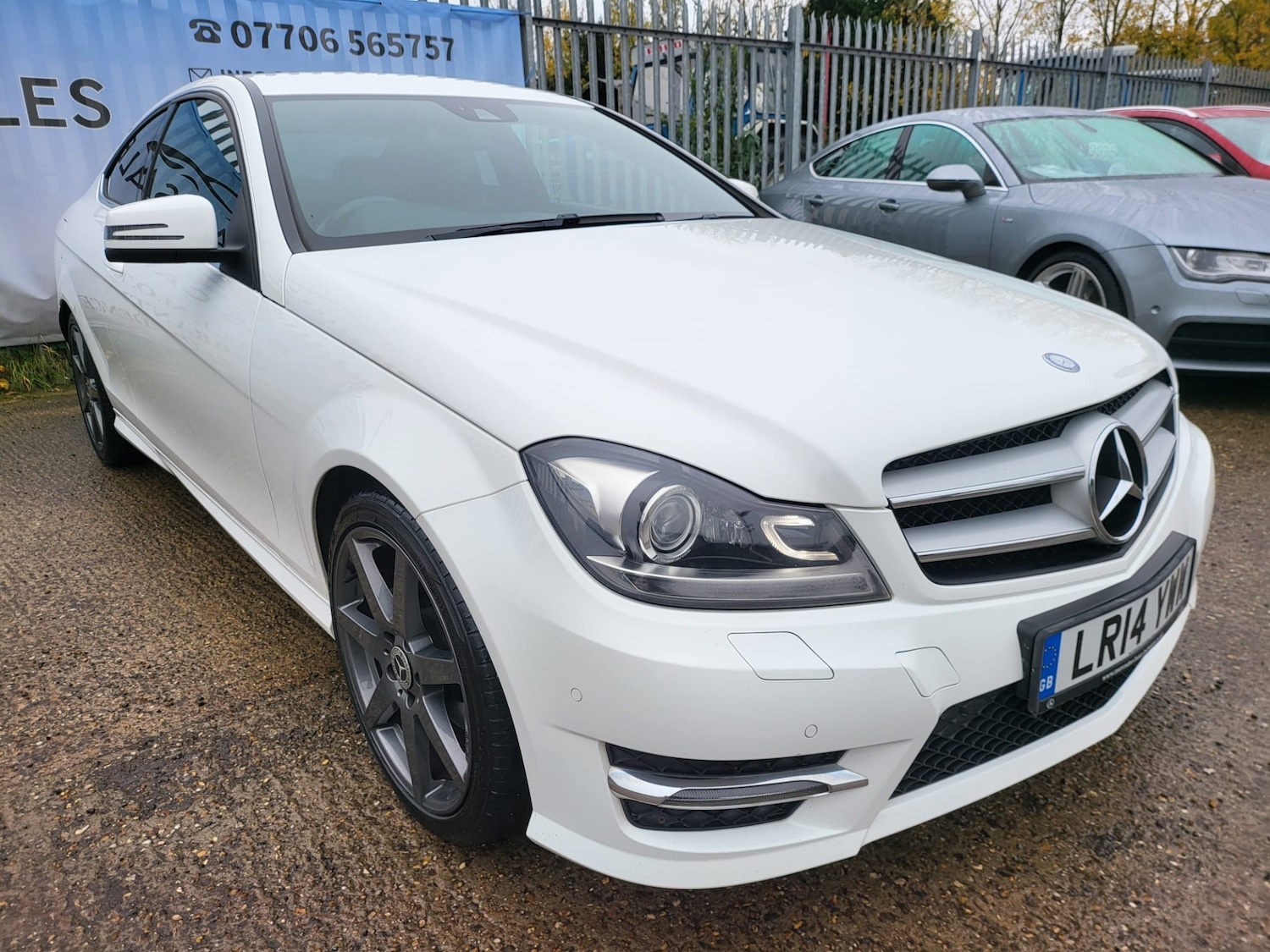 Used Mercedes-Benz C Class 2014 for sale - 76381940: Photo 25
