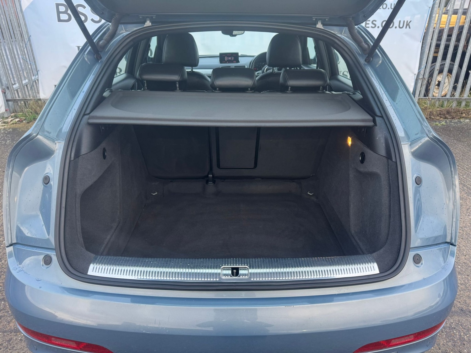 Used Audi Q3 2012 for sale - 78054310: Photo 22