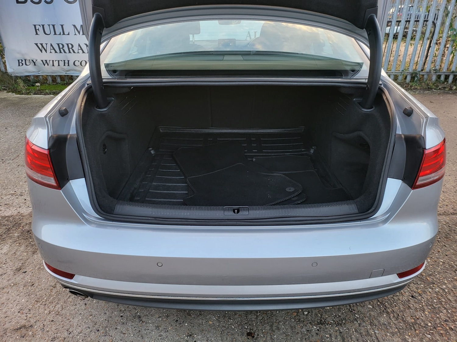 Used Audi A4 2016 for sale - 77085202: Photo 10