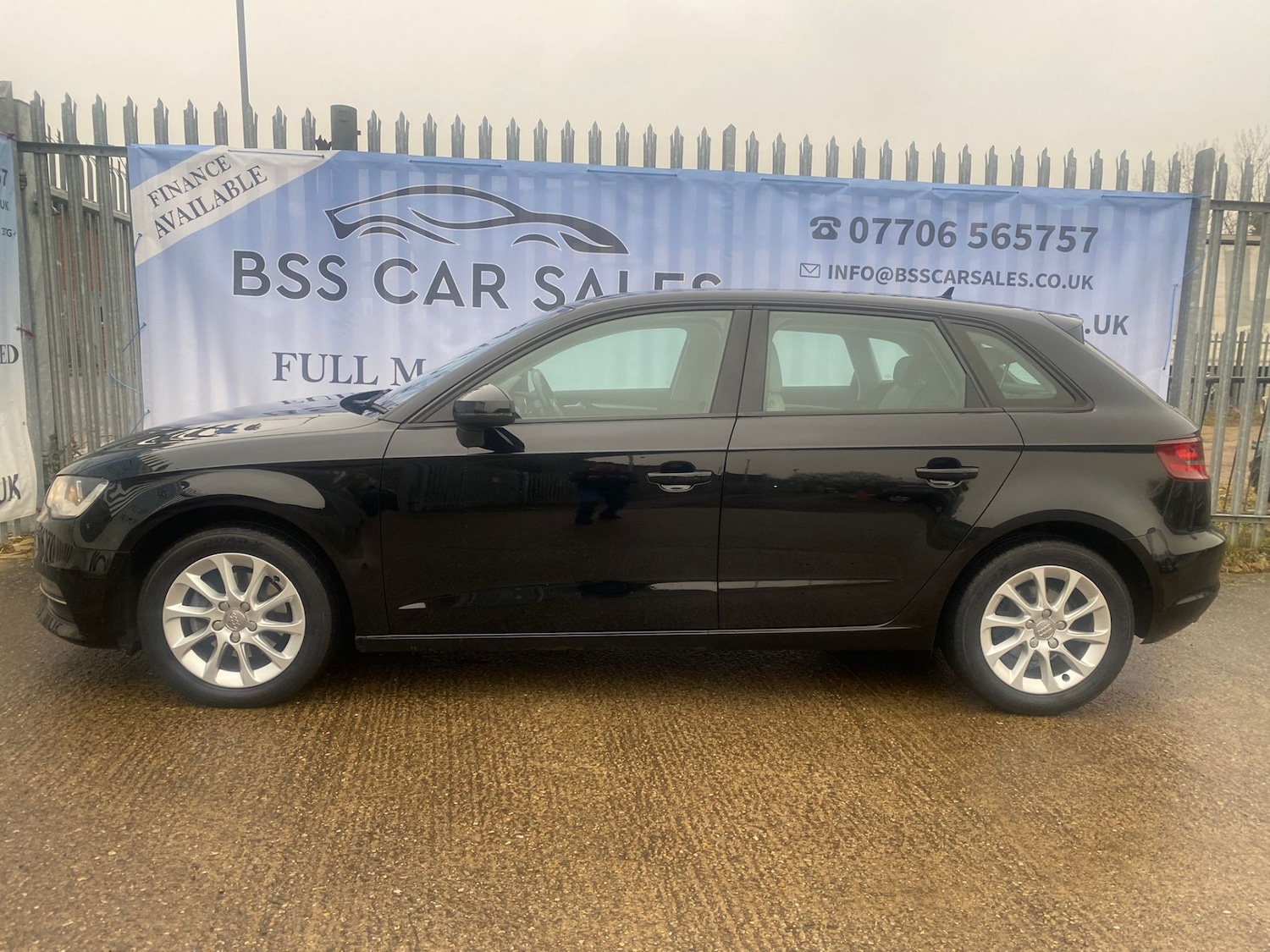 Used Audi A3 2014 for sale - 77005435: Photo 4