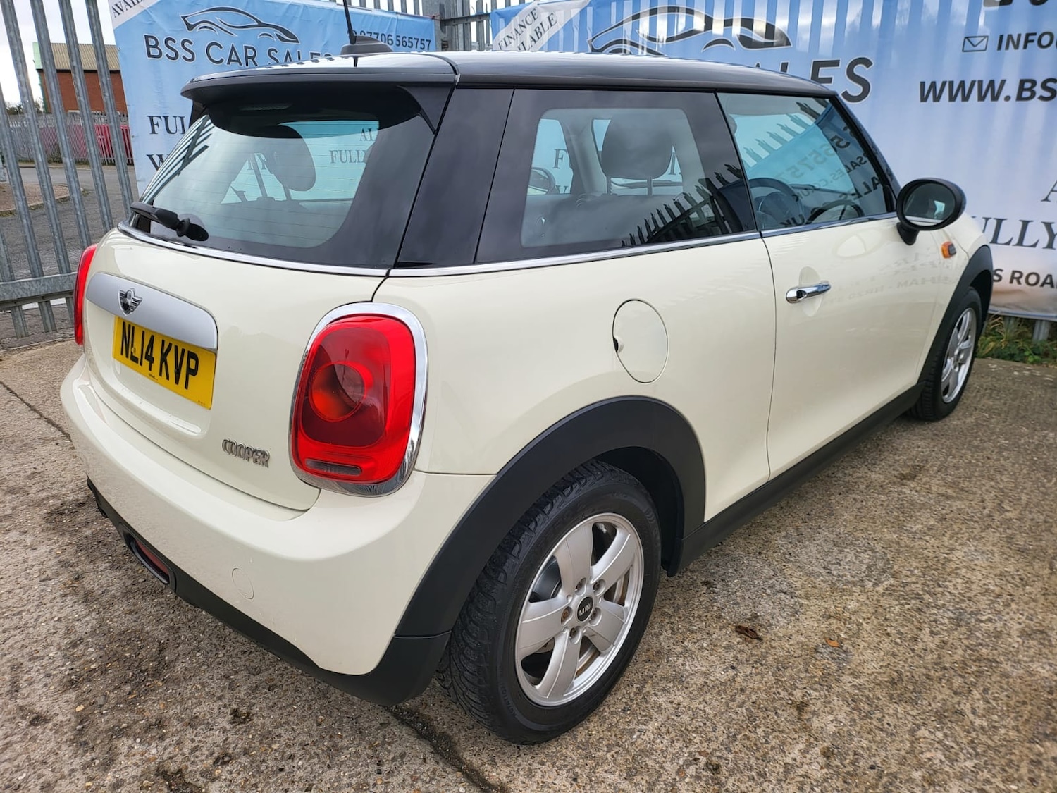 Used MINI Hatch 2014 for sale - 76578274: Photo 21