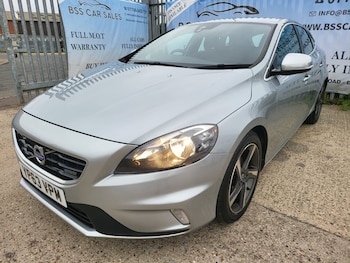 Used Volvo V40 2013 for sale - 76005064: Photo