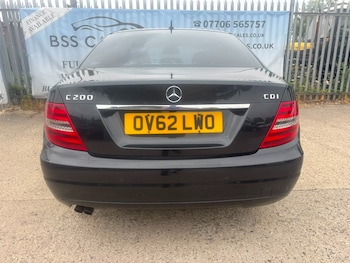 Used Mercedes-Benz C Class 2012 for sale - 79252881: Photo