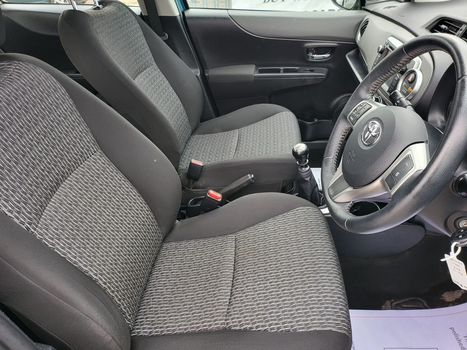 Used Toyota Yaris 2013 for sale - 76299034: Photo 12