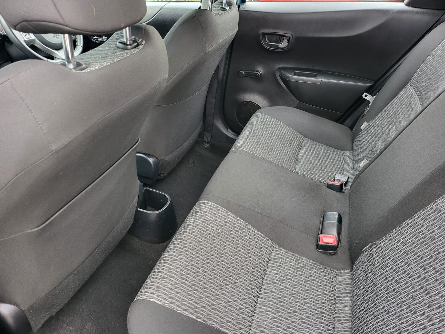 Used Toyota Yaris 2013 for sale - 76299034: Photo 19