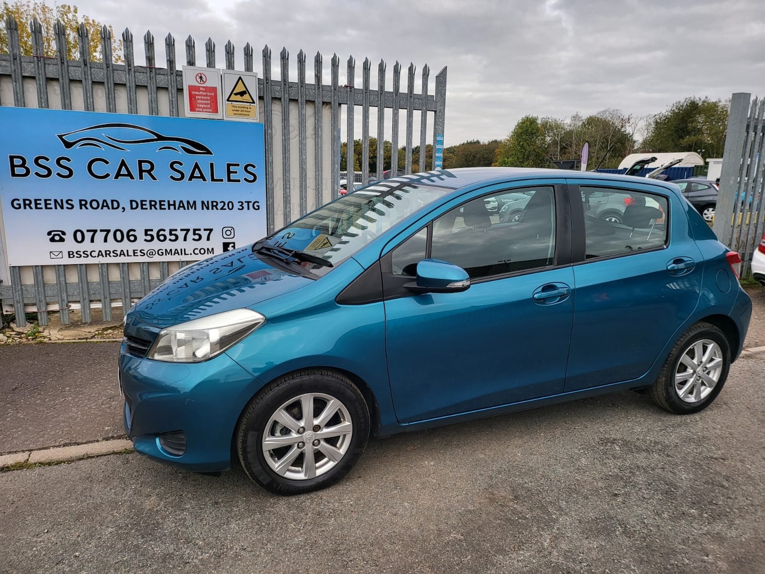 Used Toyota Yaris 2013 for sale - 76299034: Photo 29