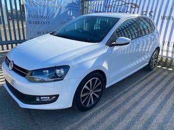 Used Volkswagen Polo 2011 for sale - 75874391: Photo