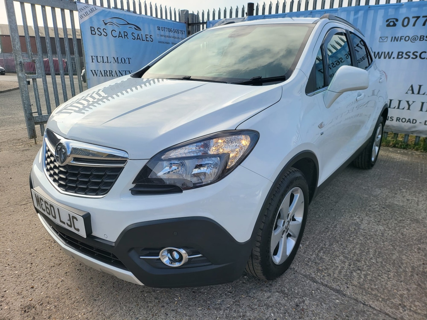 Used Vauxhall Mokka 2016 for sale - 77964983: Photo 2