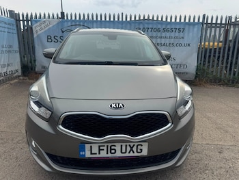 Used Kia Carens 2016 for sale - 79548559: Photo