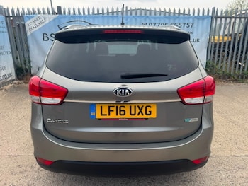 Used Kia Carens 2016 for sale - 79548559: Photo