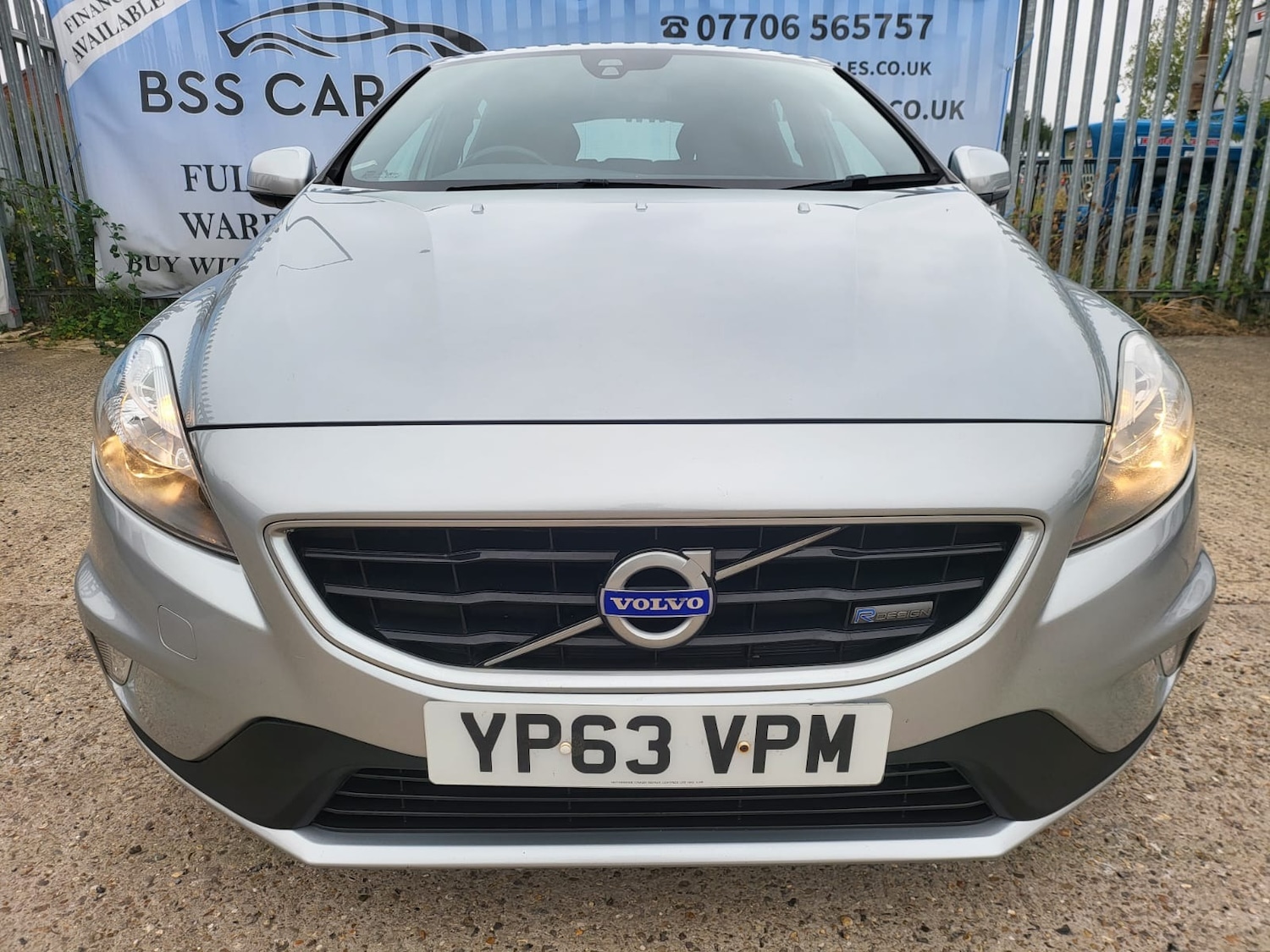 Used Volvo V40 2013 for sale - 76565275: Photo 7
