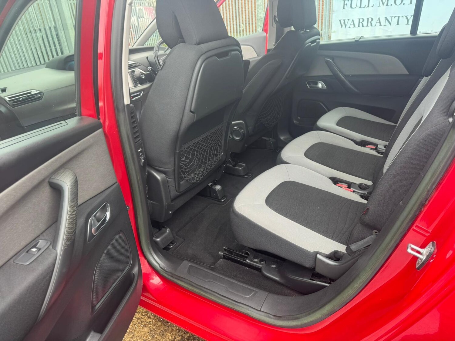 Used Citroen Grand C4 Picasso 2014 for sale - 77690713: Photo 15