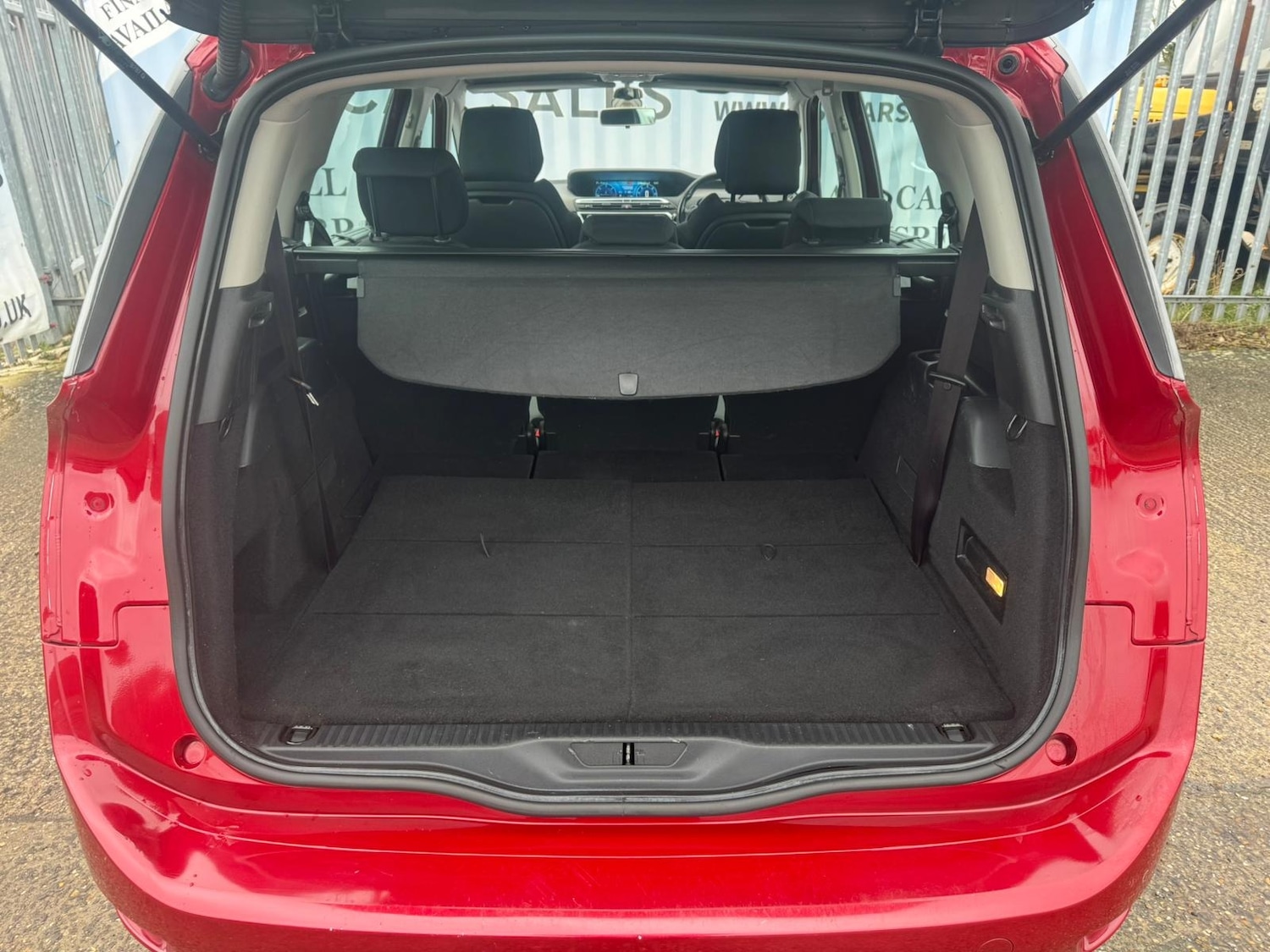 Used Citroen Grand C4 Picasso 2014 for sale - 77690713: Photo 21