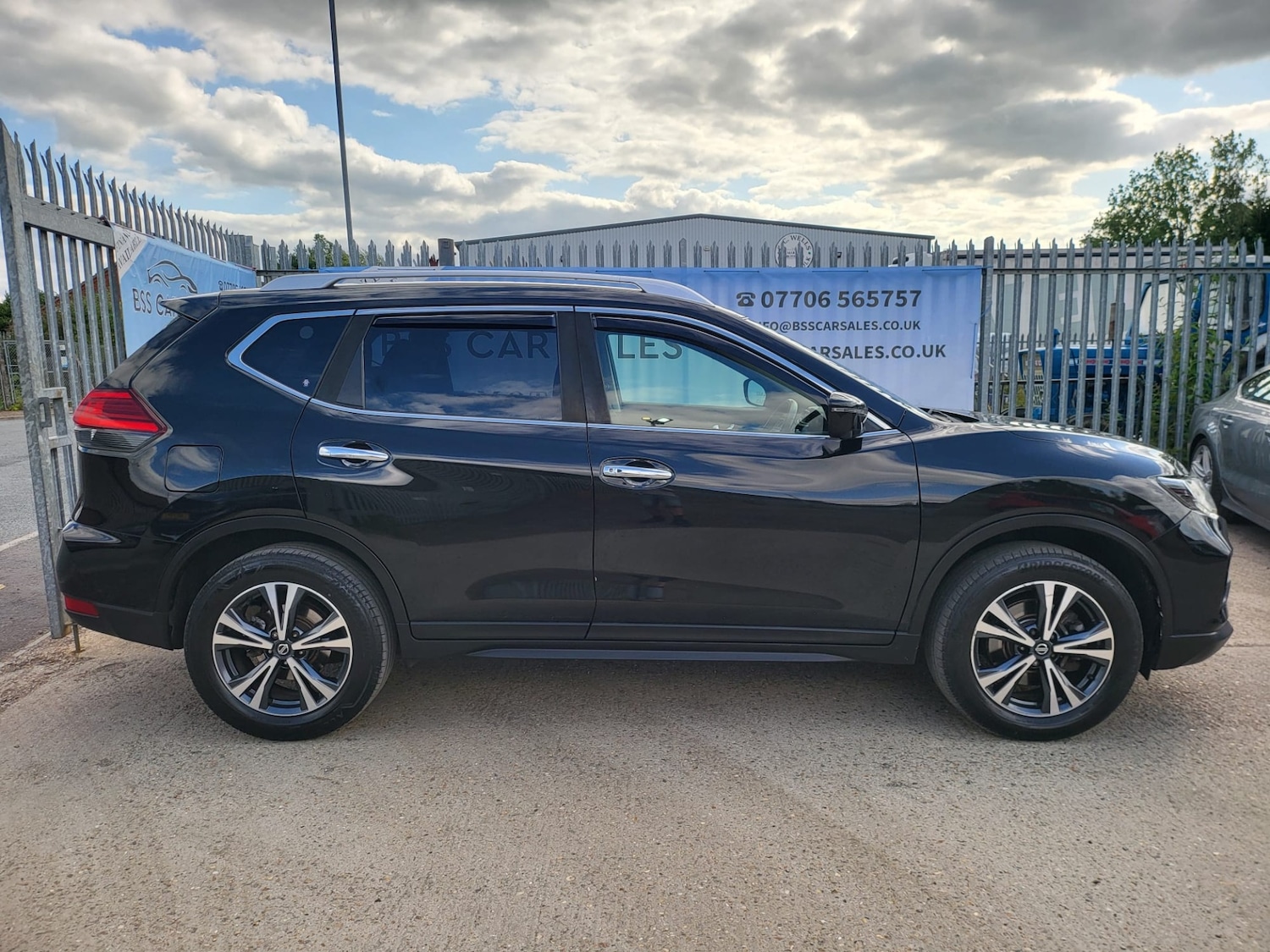 Used Nissan X-Trail 2017 for sale - 76531457: Photo 23