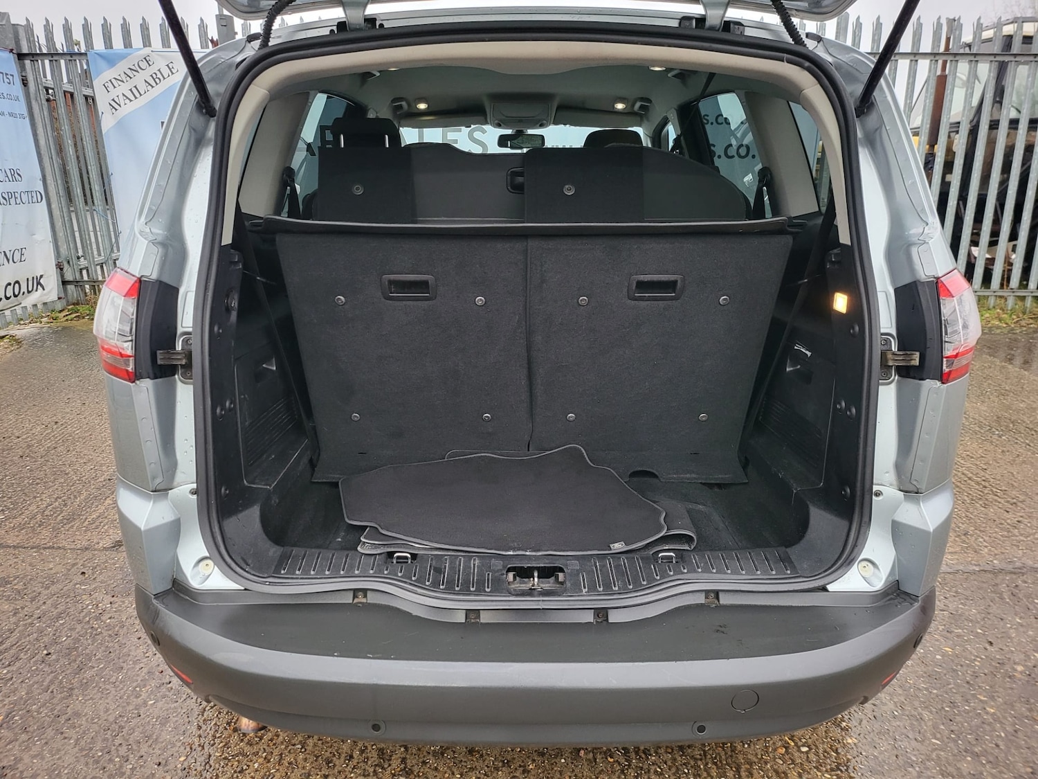 Used Ford S-Max 2012 for sale - 77460004: Photo 10