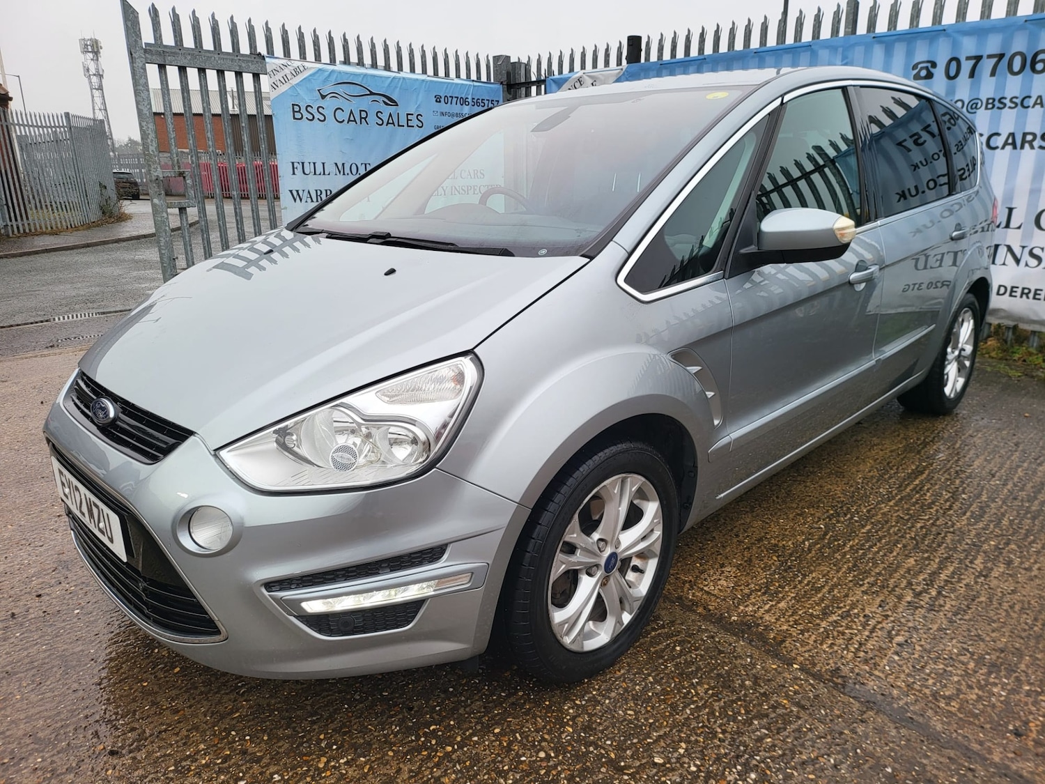 Used Ford S-Max 2012 for sale - 77460004: Photo 2
