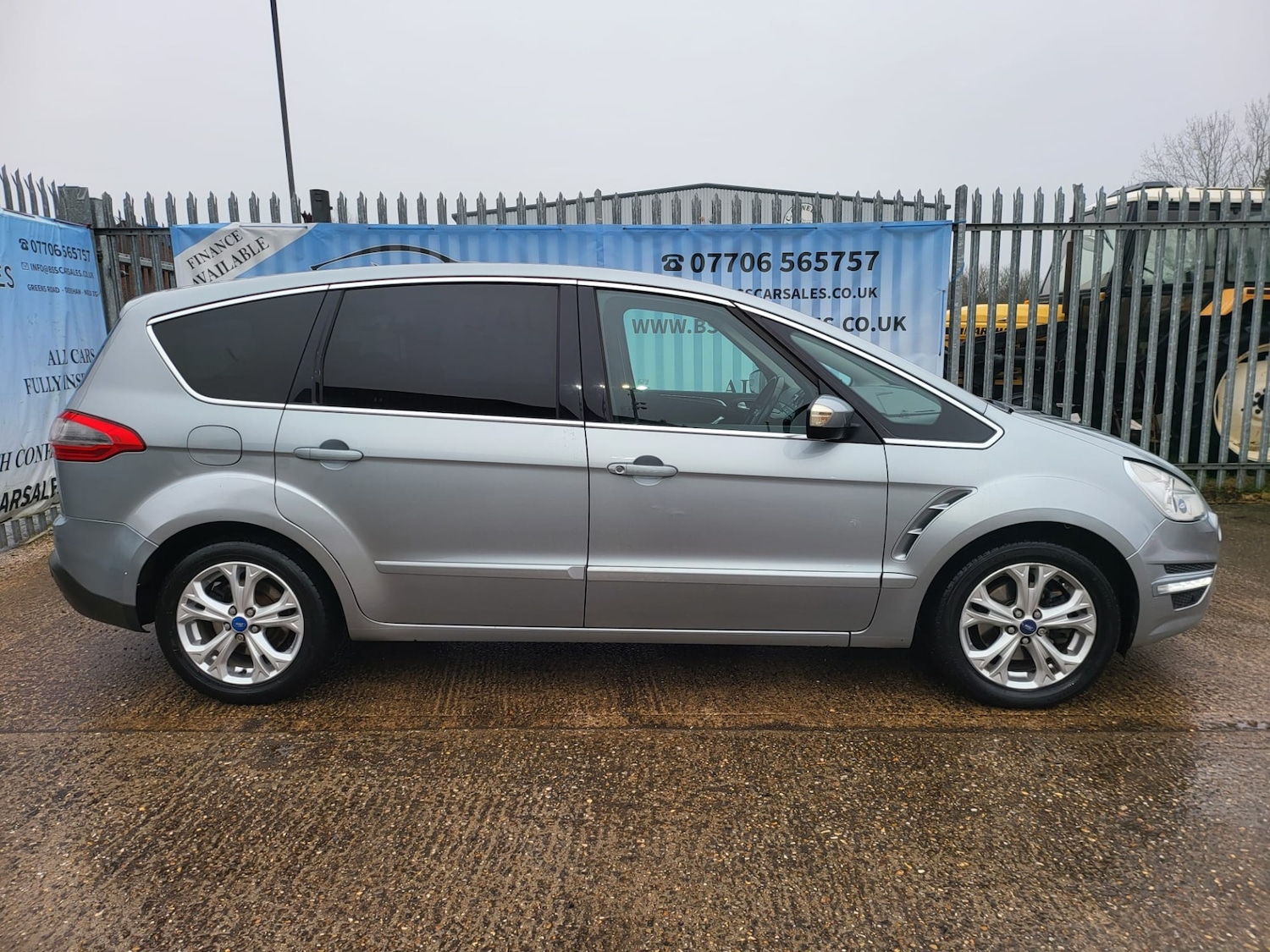 Used Ford S-Max 2012 for sale - 77460004: Photo 3
