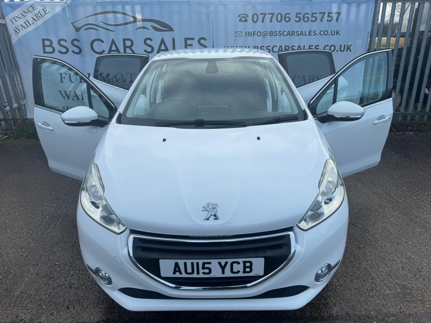 Used Peugeot 208 2015 for sale - 78064895: Photo 25