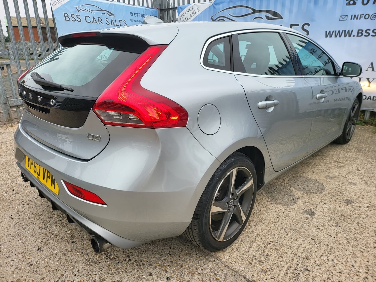 Used Volvo V40 2013 for sale - 77024166: Photo 24