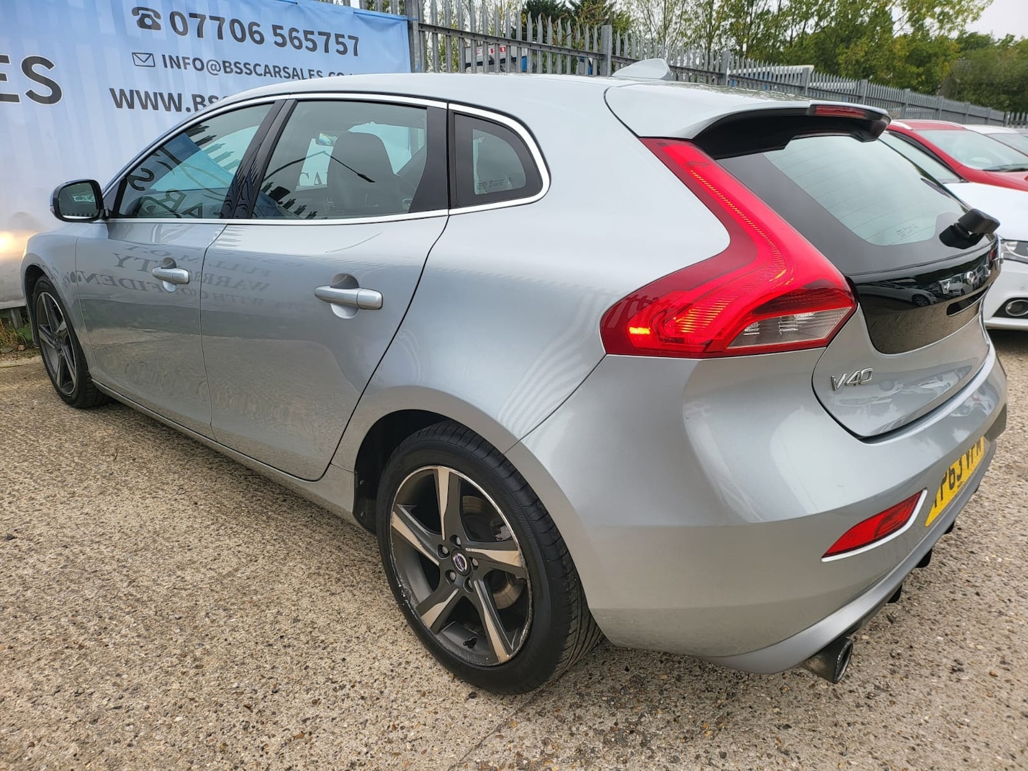 Used Volvo V40 2013 for sale - 77024166: Photo 25
