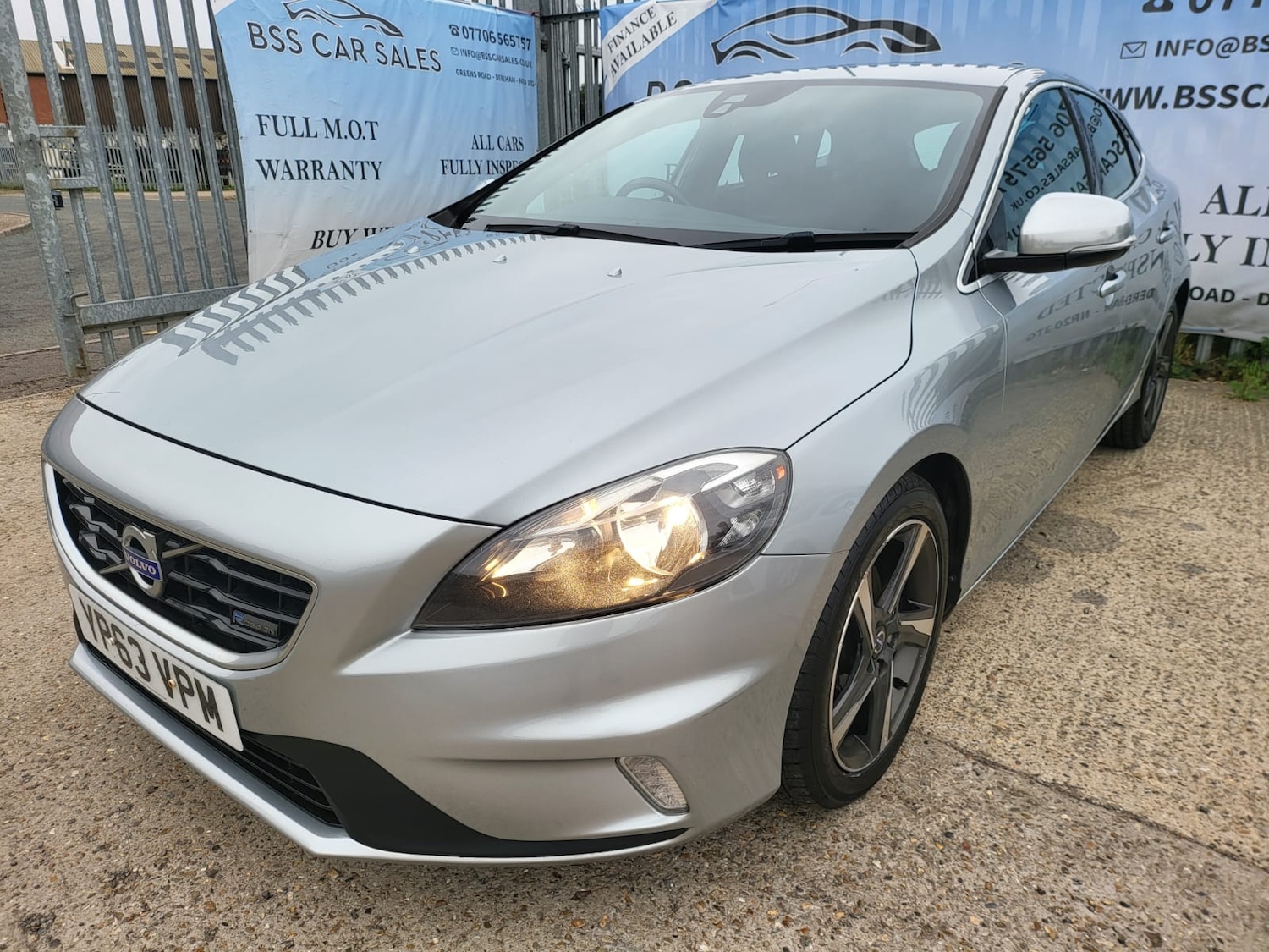 Used Volvo V40 2013 for sale - 78011710: Photo 10