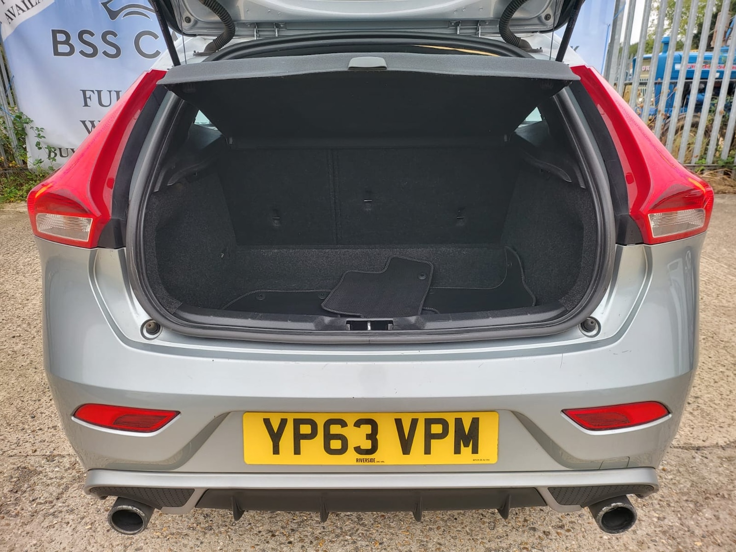 Used Volvo V40 2013 for sale - 78011710: Photo 29