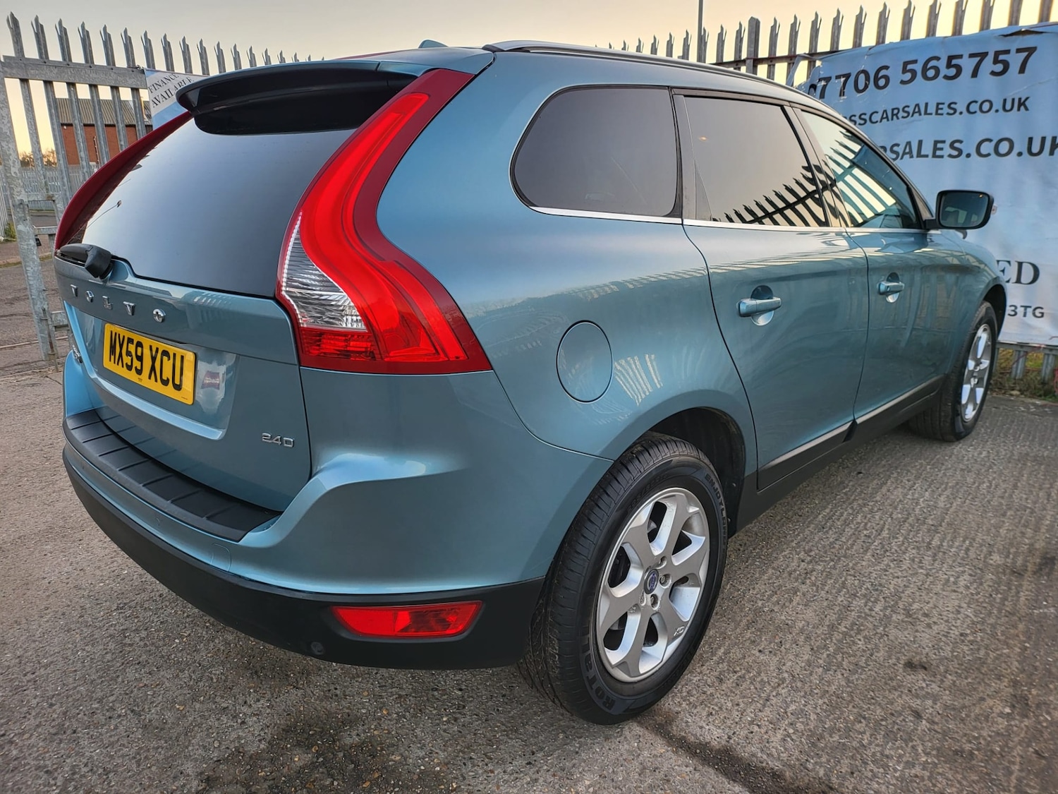 Used Volvo XC60 2009 for sale - 76948273: Photo 24