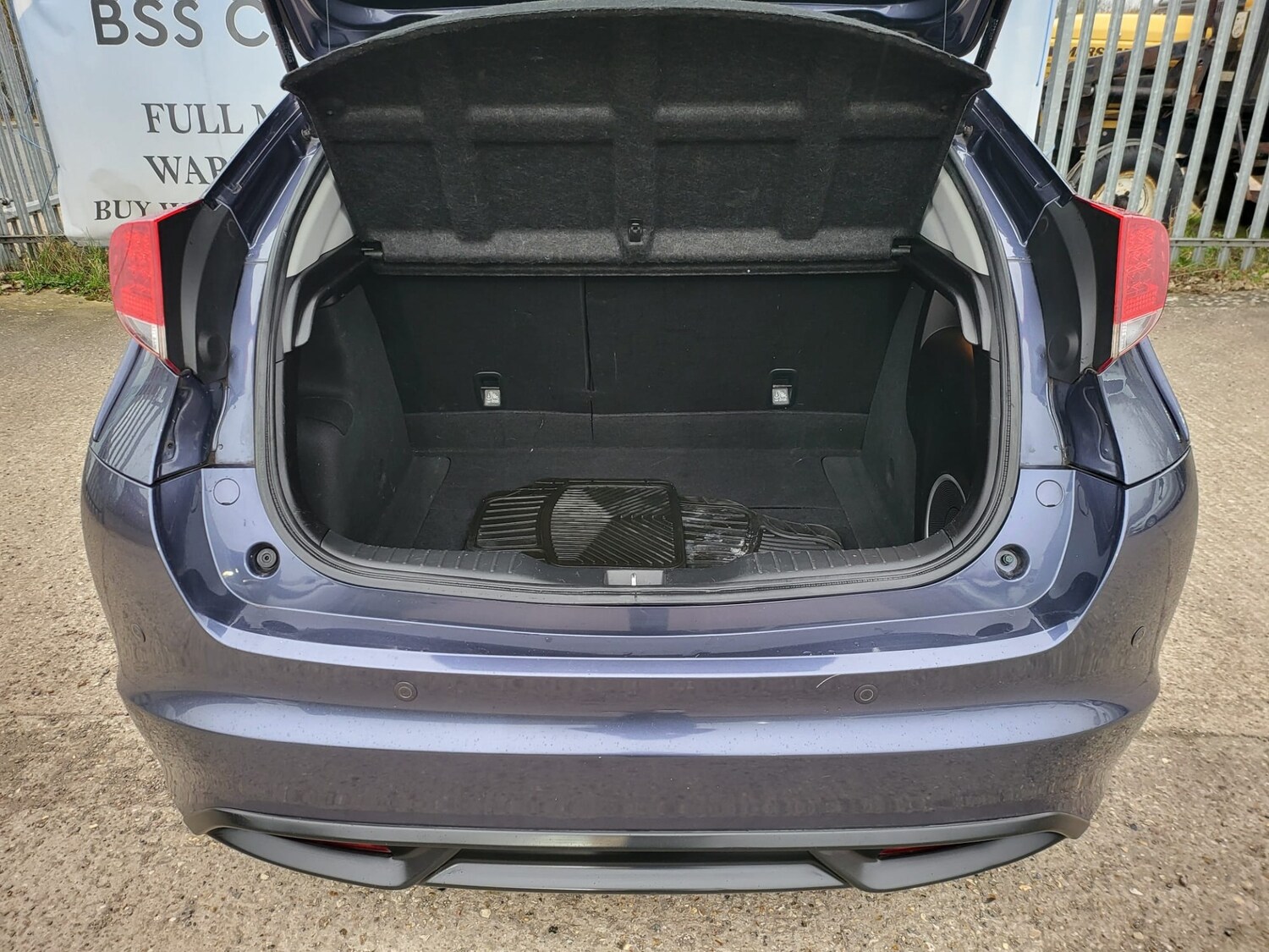 Used Honda Civic 2014 for sale - 77775275: Photo 10