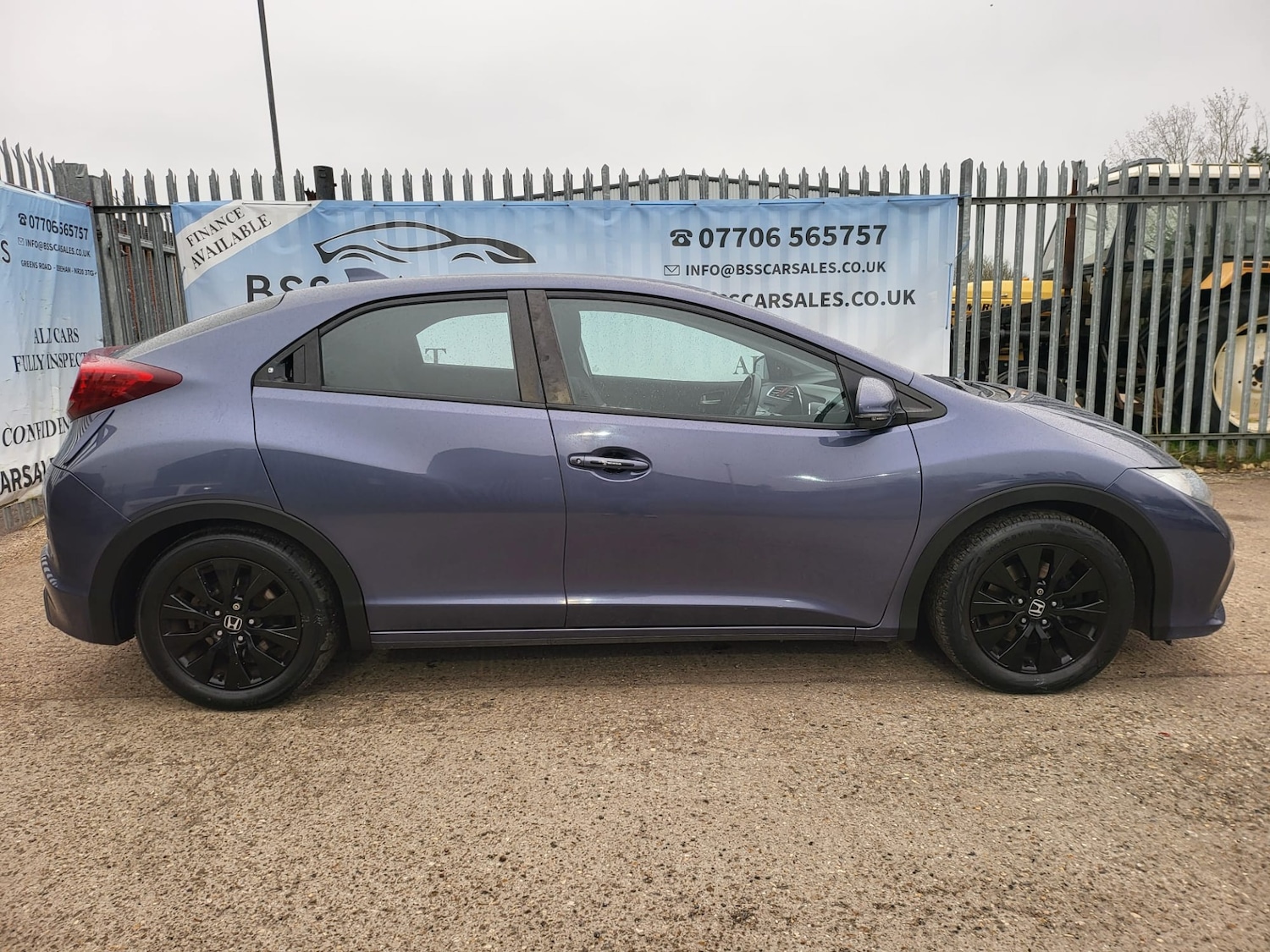 Used Honda Civic 2014 for sale - 77775275: Photo 3