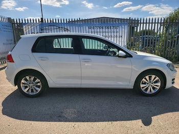 Used Volkswagen Golf 2013 for sale - 75526489: Photo