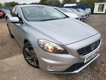 Used Volvo V40 2013 for sale - 78477012: Photo