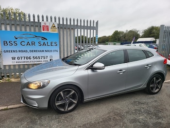 Used Volvo V40 2013 for sale - 78477012: Photo