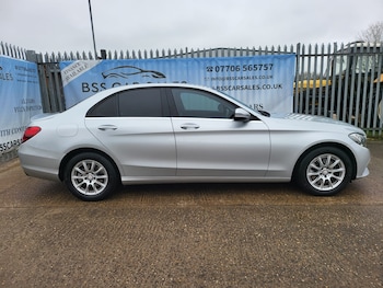 Used Mercedes-Benz C Class 2016 for sale - 77775376: Photo