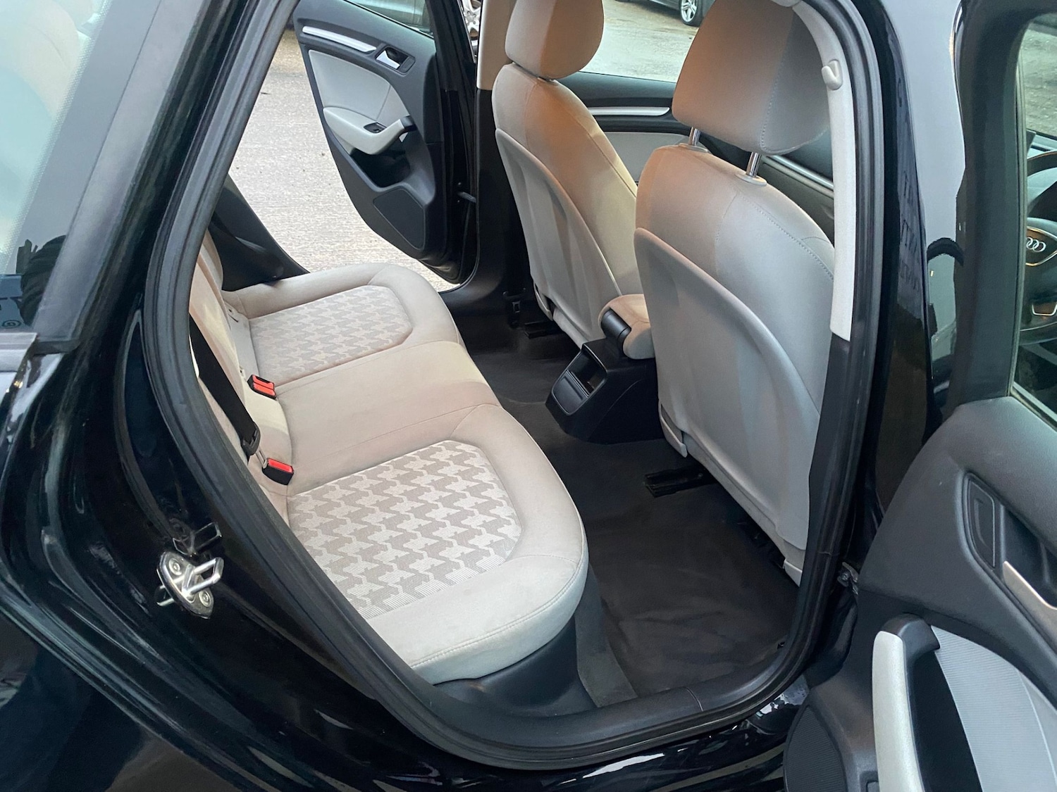 Used Audi A3 2014 for sale - 77366855: Photo 17