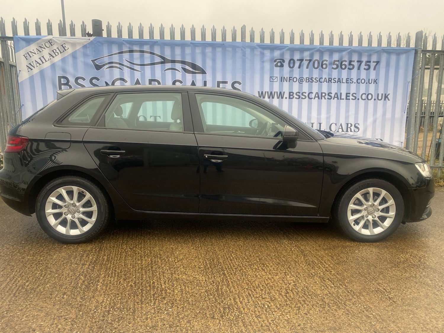 Used Audi A3 2014 for sale - 77366855: Photo 3
