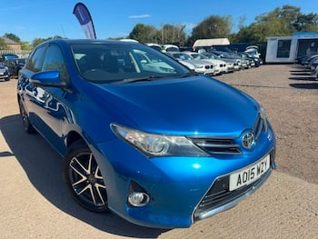Used Toyota Auris 2015 for sale - 79868111: Photo