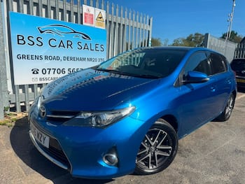 Used Toyota Auris 2015 for sale - 79868111: Photo