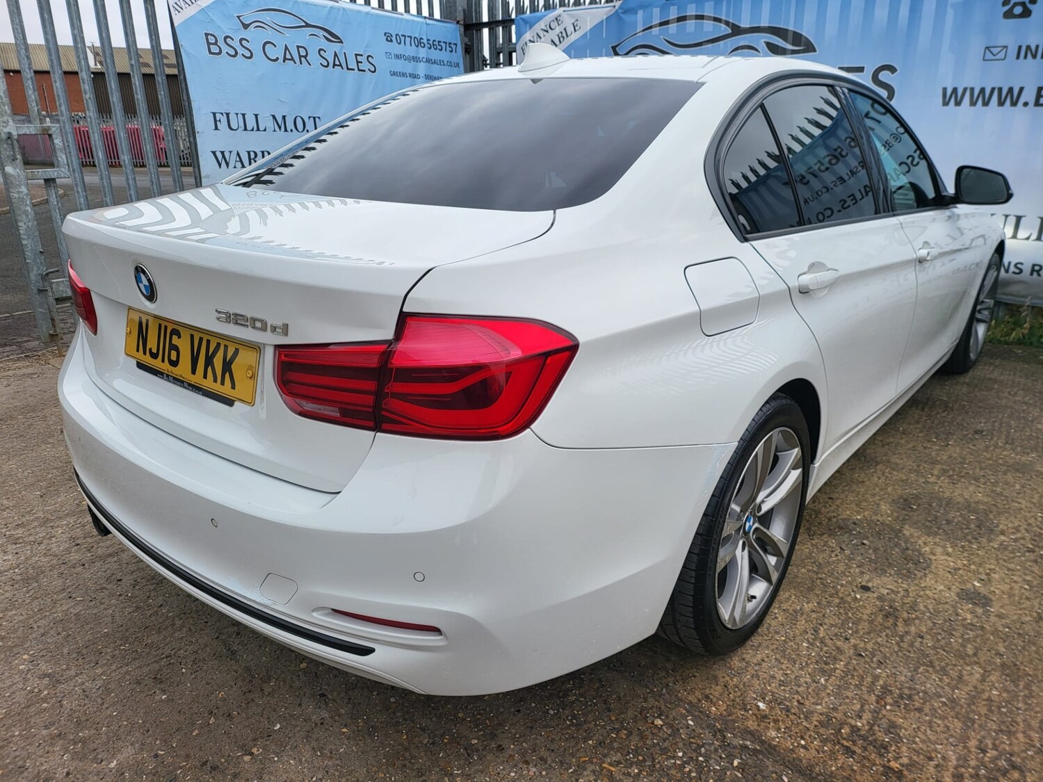 Used BMW 3 Series 2016 for sale - 76918196: Photo 5
