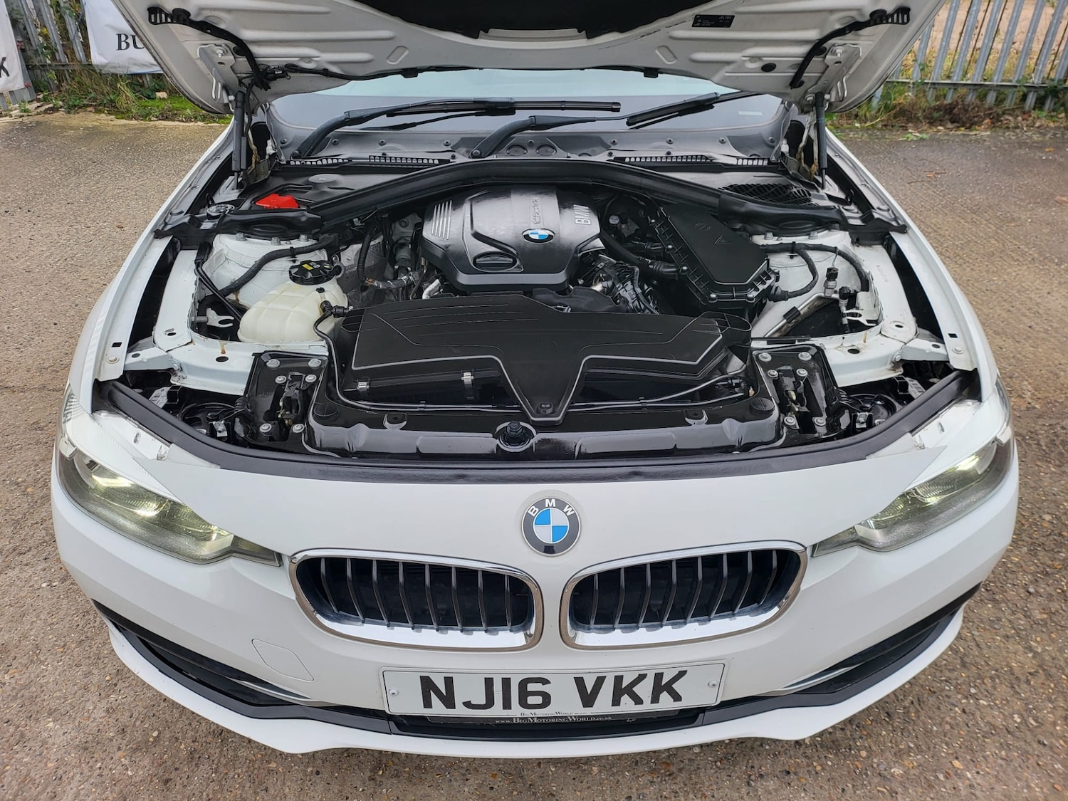 Used BMW 3 Series 2016 for sale - 76918196: Photo 9