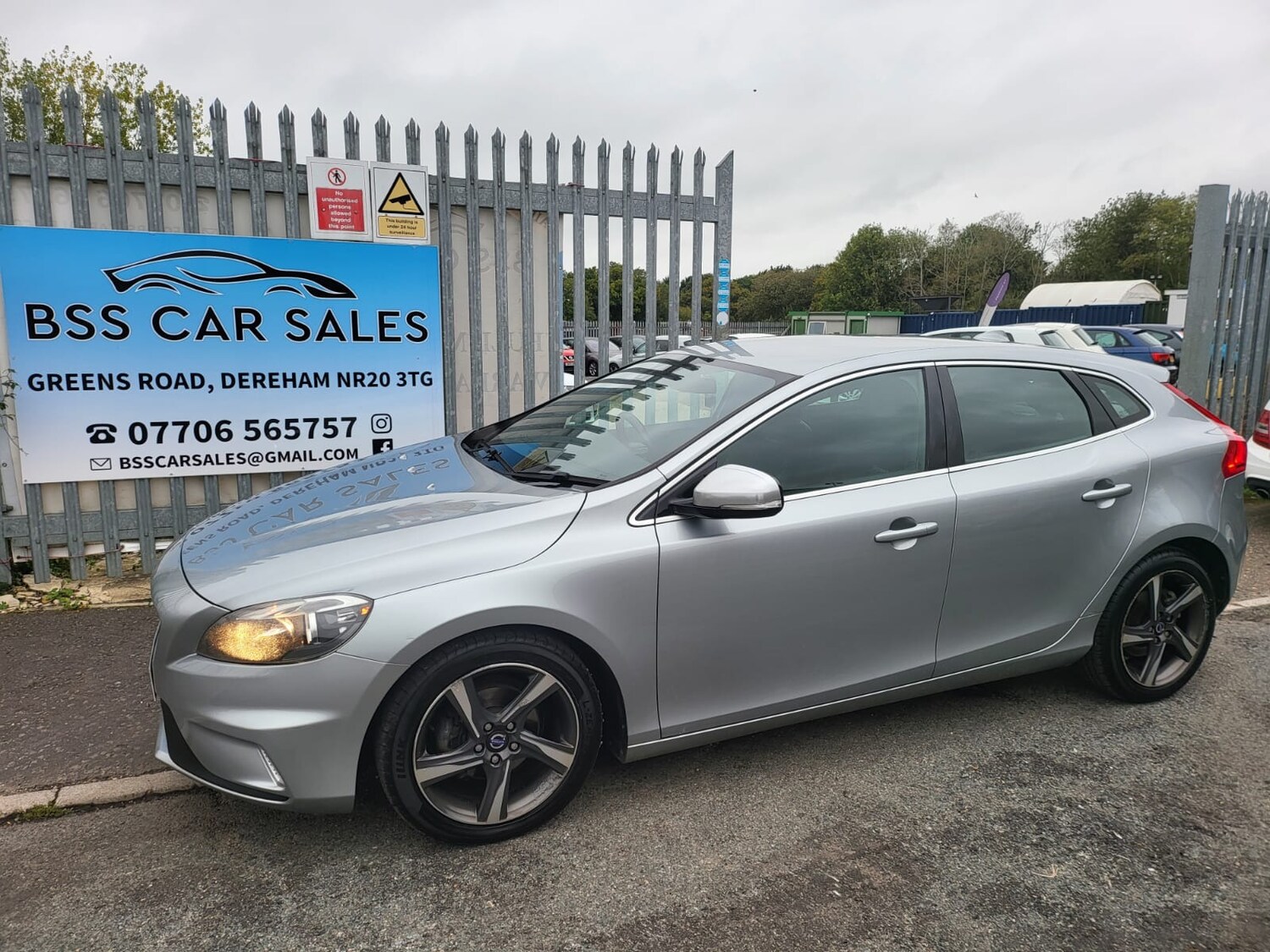 Used Volvo V40 2013 for sale - 77460367: Photo 29