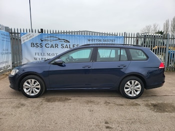 Used Volkswagen Golf 2013 for sale - 77775382: Photo