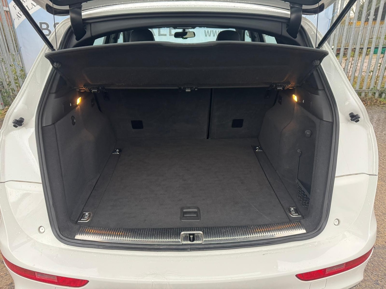 Used Audi Q5 2014 for sale - 77085196: Photo 10